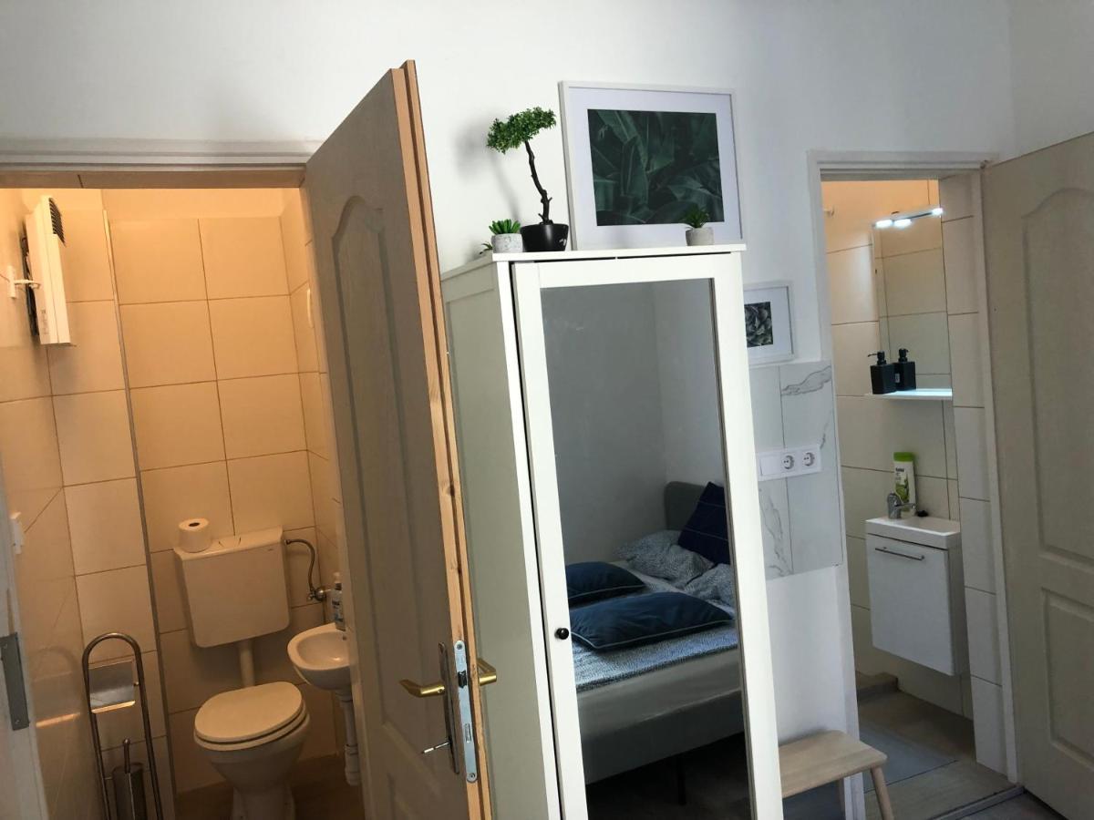 Bella Fiore Rooms 5 Budapest Luaran gambar